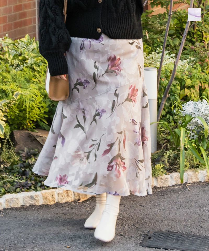 新品　エムズグレイシー  フラワー刺繍　スカート   40