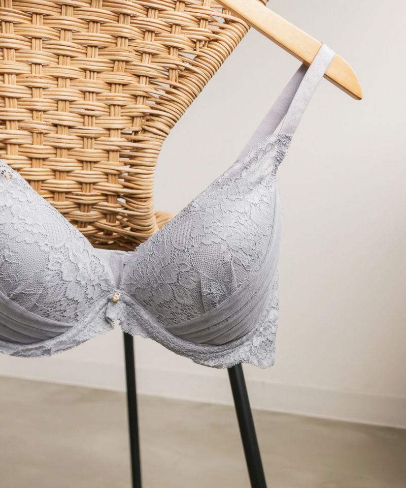 フェミニンレースソフトワイヤーブラジャー＆ショーツセット | 大きい