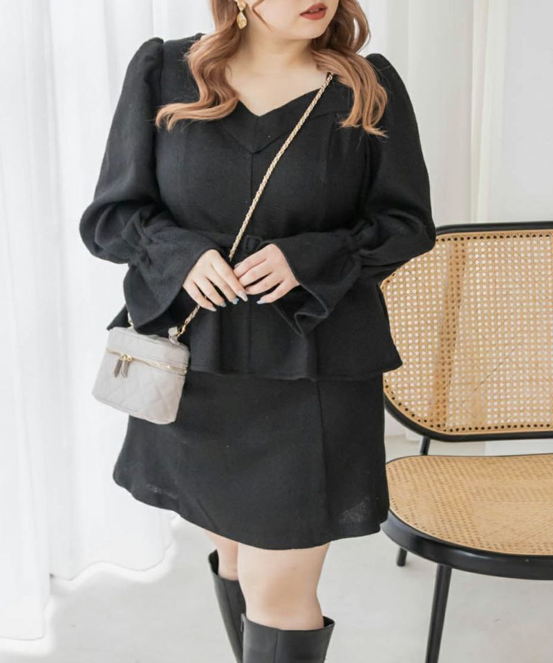 美品 クレージュ ロゴ入り 起毛 トリコット 膝丈 スカート 36 黒 美品 美品 クレージュ ロゴ入り 起毛 トリコット 膝丈 スカート 36 黒 美品