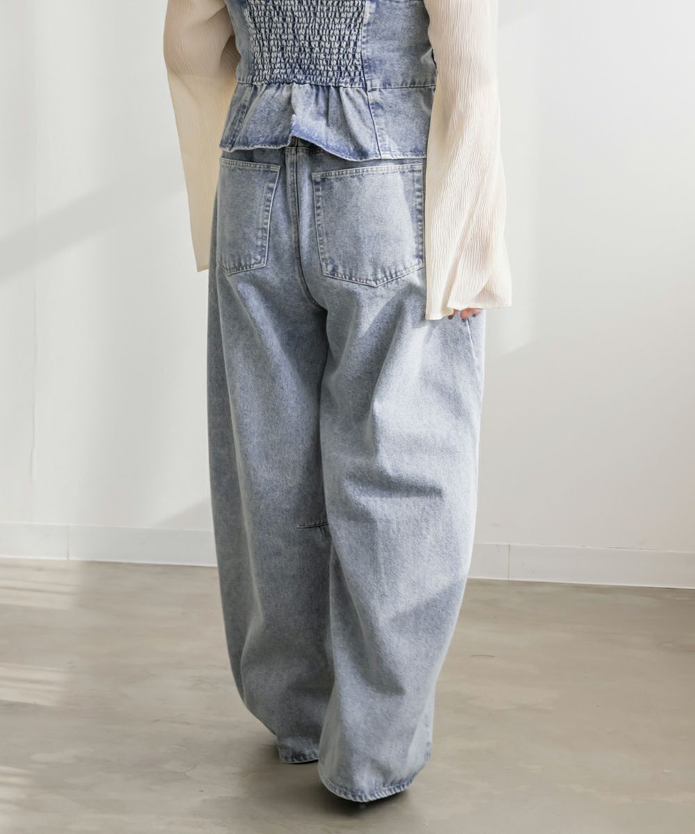 【新品・未使用】CLETTEオリジナル★バレルレッグデニムパンツ ブラック 4L CLETTEオリジナル☆バレルレッグデニムパンツ e0z173008｜【アリノマ