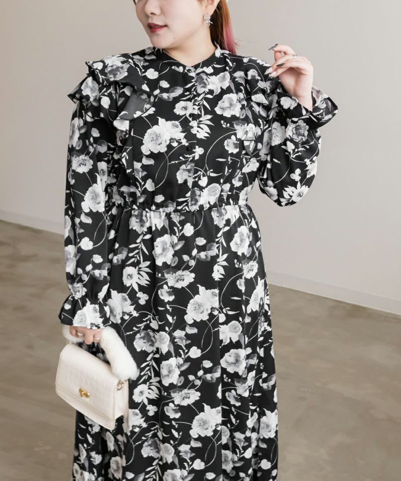フリル付きシルクワンピース 紫と黒の花柄 フリル付きシルクワンピース 紫と黒の花柄